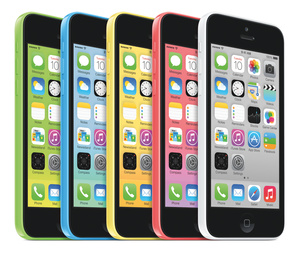 Walmart drops prices on iPhone 5C, 5S